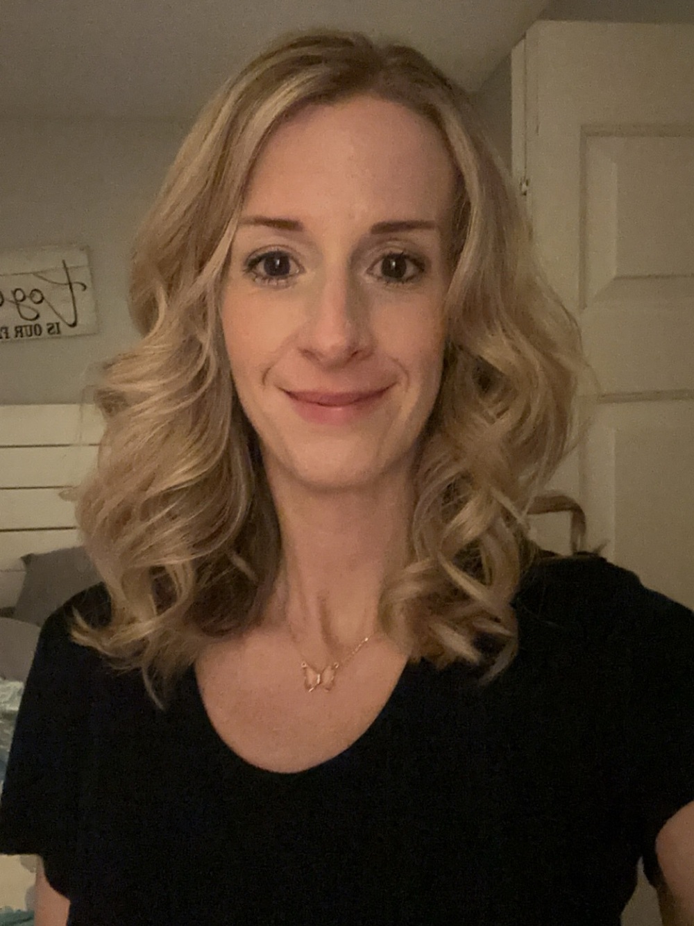 Meet your Posher, Crystal